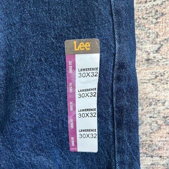 NWT Lee Loose Fit Straight Leg Men’s Jeans 30x32 Blue Denim Cotton - Picture 11 of 16